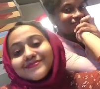Innocent Sexy Girlfriend Showing – Tites To Chutiya Kalu Boyfriend