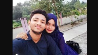Cute Beautiful Bangladeshi Young – Hijabi Gf Stripping On Vc