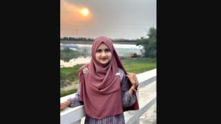 Cute Hijabi Gf Showing On Vc – Sex Video Hindi
