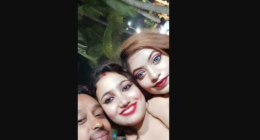 Horny Bengali Boudi Blowjob – Threesome Fucking
