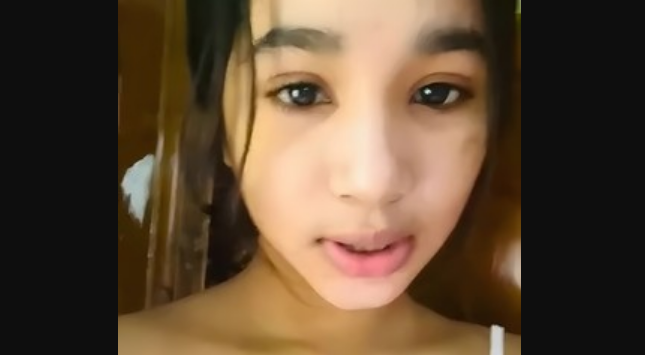 Tiktoker Ridhi Riding On Bottle  – sunday ke hindi x video